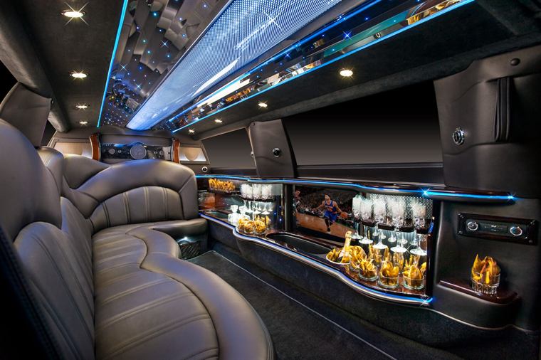 Lincoln stretch limousine